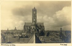 3008 Gezicht op de Domkerk en Domtoren (Domplein) te Utrecht vanaf de Pieterskerk, uit het oosten.